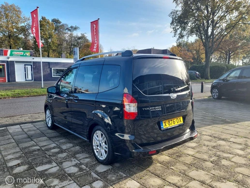 Ford Tourneo Courier - Afbeelding 2 van 30