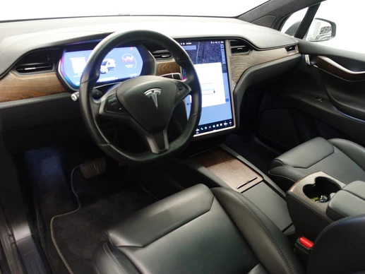 Tesla Model X - Afbeelding 2 van 24