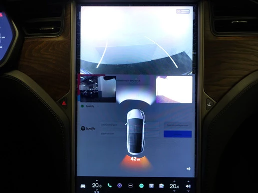 Tesla Model X - Afbeelding 9 van 24