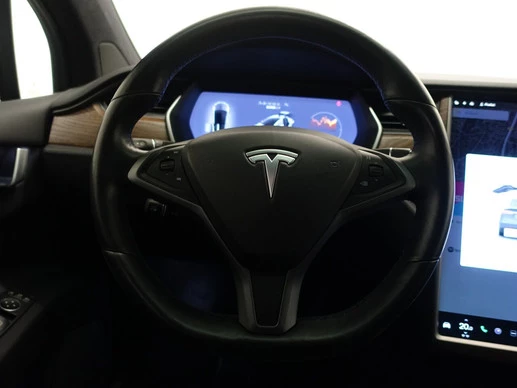 Tesla Model X - Afbeelding 15 van 24