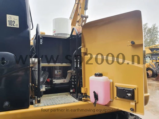 Caterpillar  - Afbeelding 16 van 24