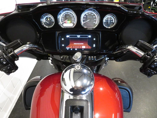 Harley-Davidson Electra Glide - Afbeelding 10 van 16
