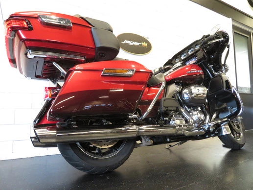 Harley-Davidson Electra Glide - Afbeelding 15 van 16
