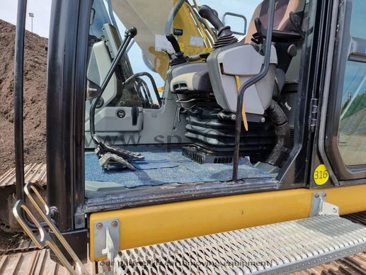 Caterpillar  - Afbeelding 9 van 24