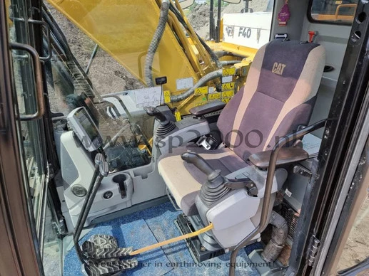 Caterpillar  - Afbeelding 10 van 24