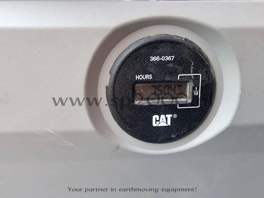 Caterpillar  - Afbeelding 11 van 24