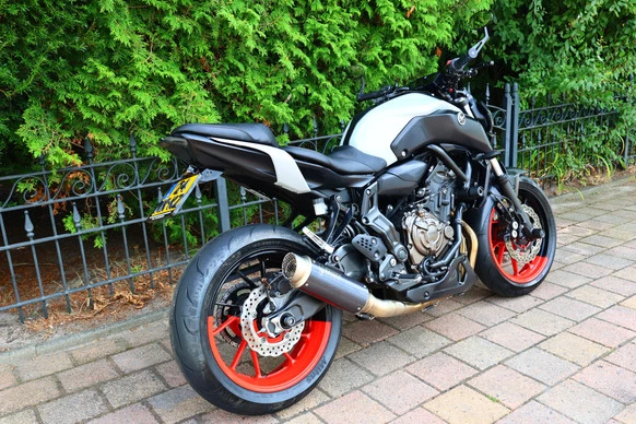 Yamaha MT 07 - Afbeelding 9 van 25