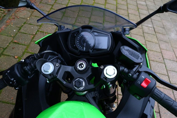 Kawasaki Ninja 400 - Afbeelding 19 van 25