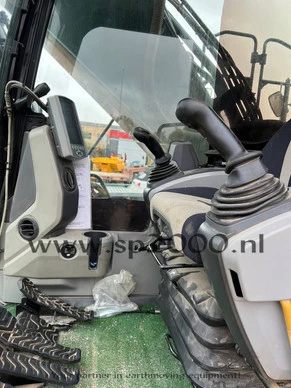 Caterpillar  - Afbeelding 7 van 13