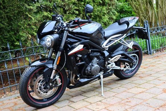 Triumph Street Triple - Afbeelding 2 van 25
