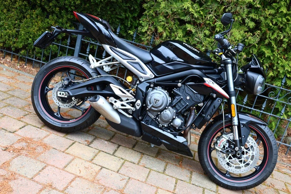 Triumph Street Triple - Afbeelding 8 van 25