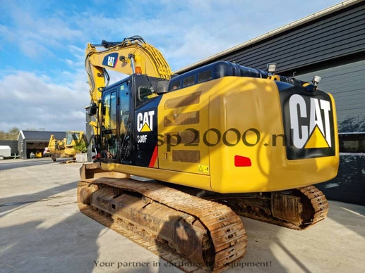 Caterpillar  - Afbeelding 3 van 24