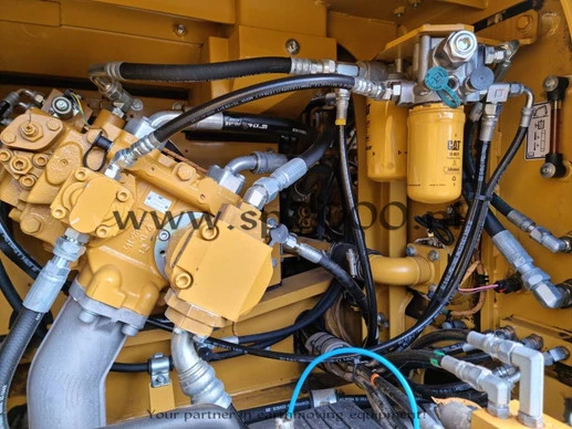 Caterpillar  - Afbeelding 21 van 24