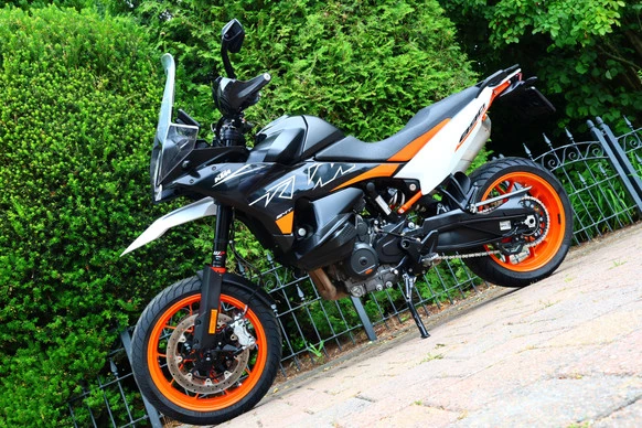 KTM 890 - Afbeelding 3 van 25