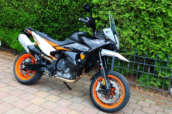 KTM 890 - Afbeelding 7 van 25
