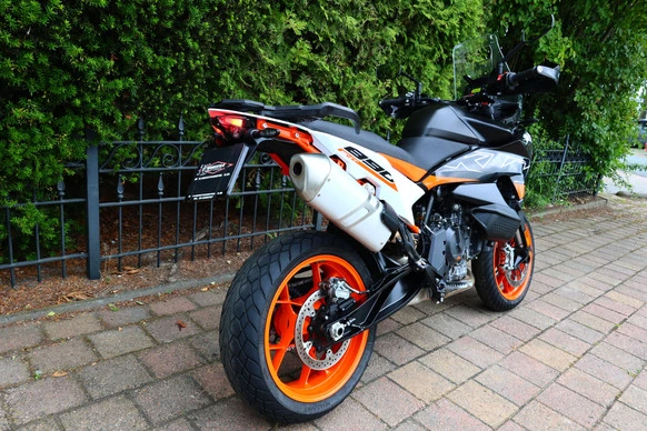 KTM 890 - Afbeelding 11 van 25