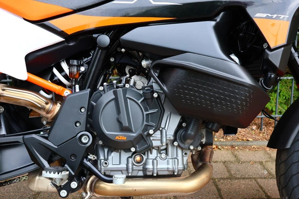 KTM 890 - Afbeelding 18 van 25