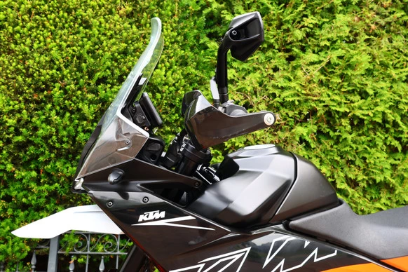 KTM 890 - Afbeelding 24 van 25