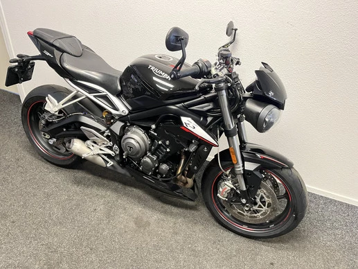 Triumph Street Triple - Afbeelding 3 van 14