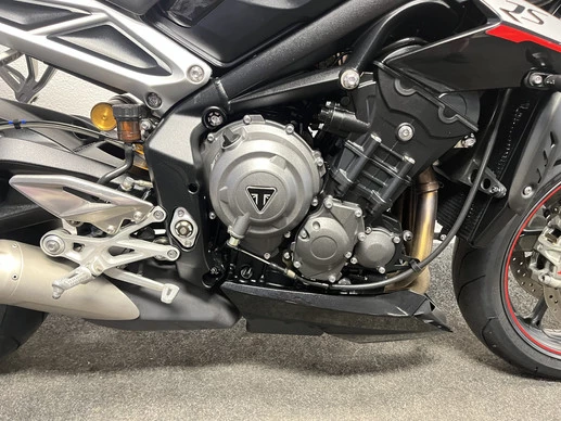 Triumph Street Triple - Afbeelding 6 van 14