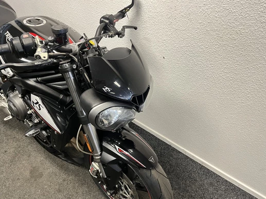 Triumph Street Triple - Afbeelding 9 van 14