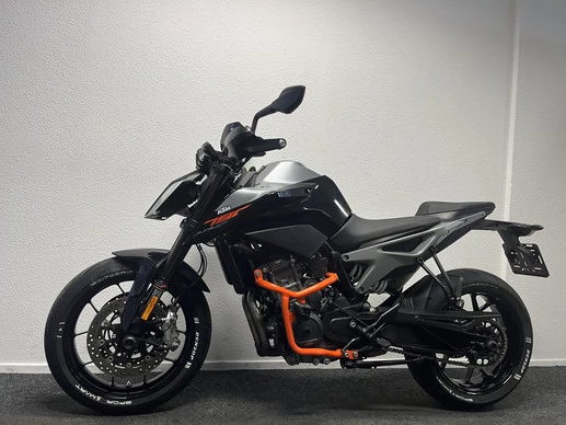 KTM 790 Duke - Afbeelding 11 van 15