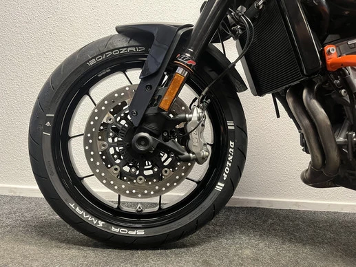 KTM 790 Duke - Afbeelding 13 van 15