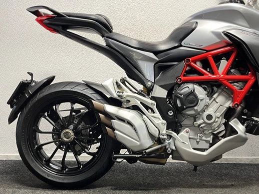 MV Agusta Turismo veloce - Afbeelding 7 van 18