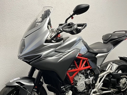 MV Agusta Turismo veloce - Afbeelding 11 van 18