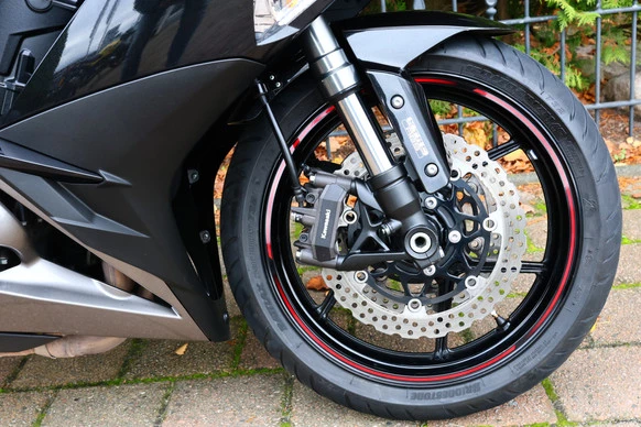 Kawasaki Z1000 - Afbeelding 14 van 25