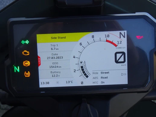 KTM 890 - Afbeelding 4 van 13