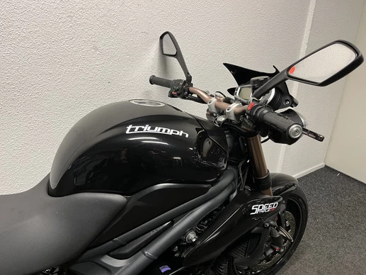 Triumph  - Afbeelding 9 van 21