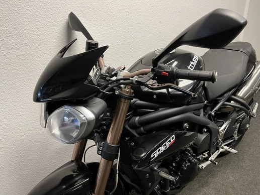 Triumph  - Afbeelding 17 van 21