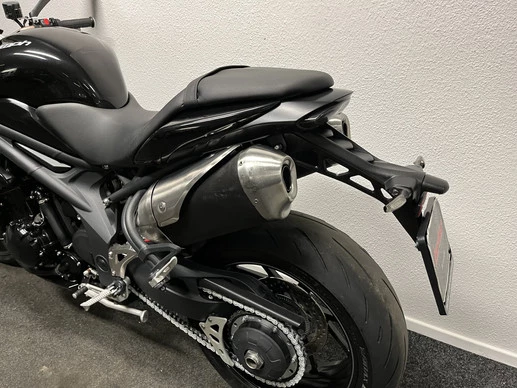 Triumph  - Afbeelding 19 van 21