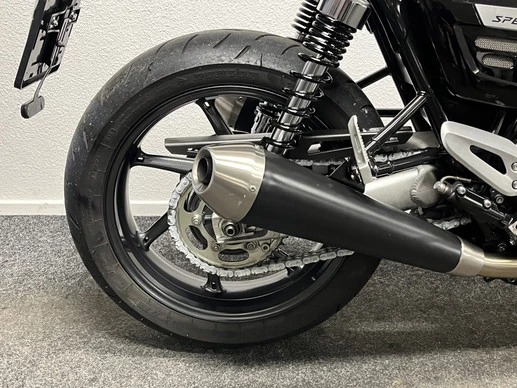 Triumph Speed Twin 1200 - Afbeelding 6 van 20