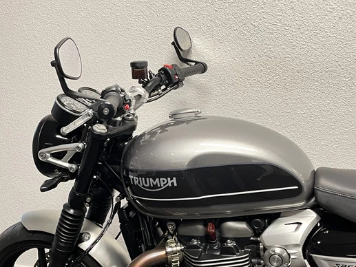 Triumph Speed Twin 1200 - Afbeelding 17 van 20