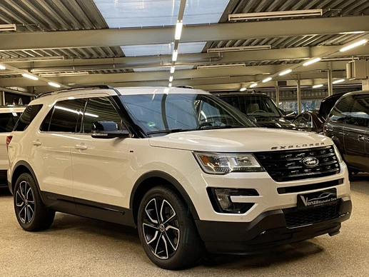 Ford Explorer - Afbeelding 1 van 11