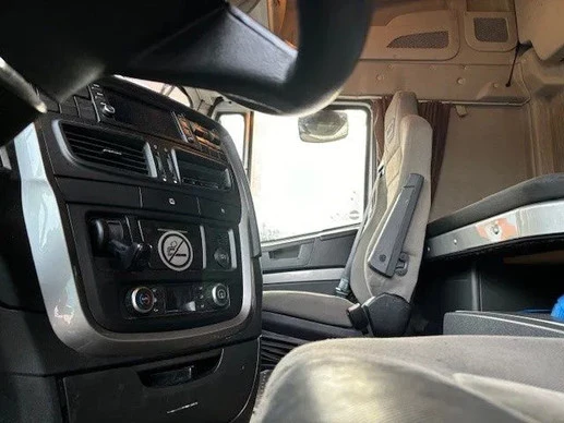 Iveco Stralis - Afbeelding 11 van 14