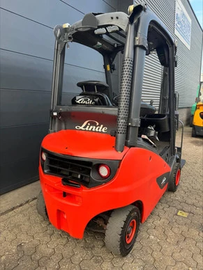 Linde heftruck - Afbeelding 4 van 5