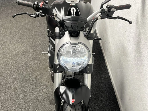 Ducati Monster - Afbeelding 11 van 21