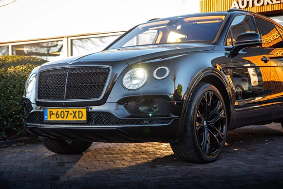 Bentley Bentayga - Afbeelding 8 van 30