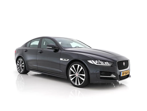 Jaguar XE - Afbeelding 1 van 30