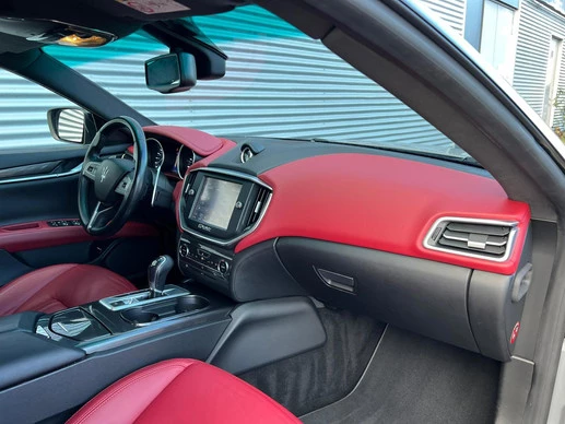 Maserati Ghibli - Afbeelding 18 van 27