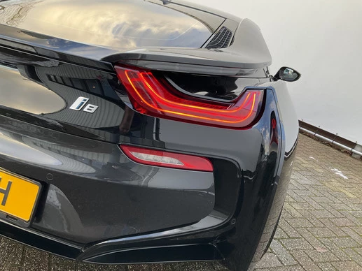 BMW i8 - Afbeelding 7 van 30