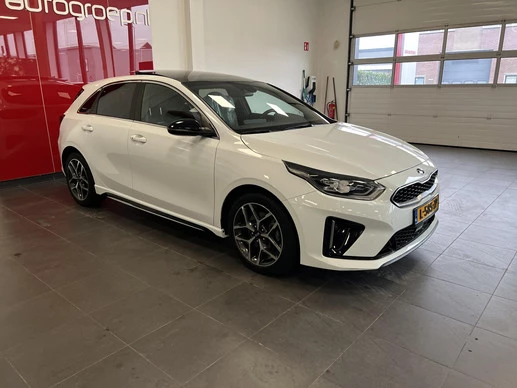 Kia Ceed - Afbeelding 23 van 24