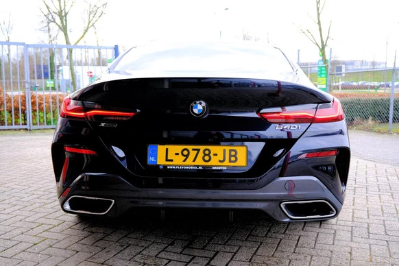 BMW 8 Serie - Afbeelding 9 van 30