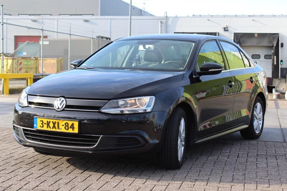 Volkswagen Jetta - Afbeelding 9 van 30