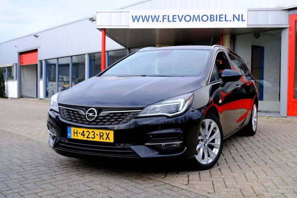 Opel Astra - Afbeelding 1 van 30