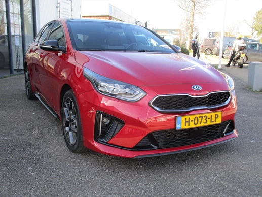 Kia ProCeed