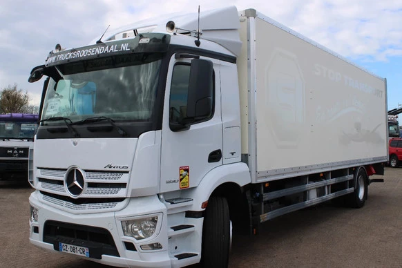 Mercedes-Benz Antos - Afbeelding 2 van 30